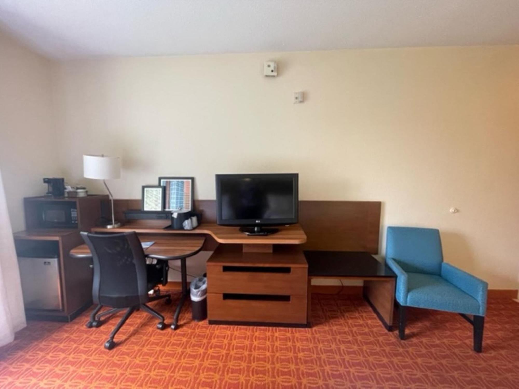 Fairfield Inn And Suites By Marriott Potomac Mills Woodbridge Zewnętrze zdjęcie