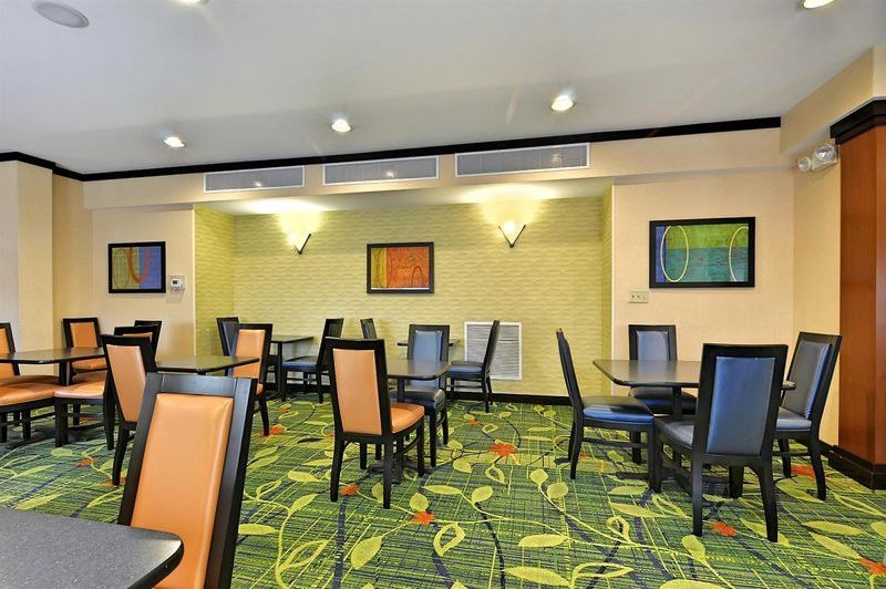 Fairfield Inn And Suites By Marriott Potomac Mills Woodbridge Zewnętrze zdjęcie