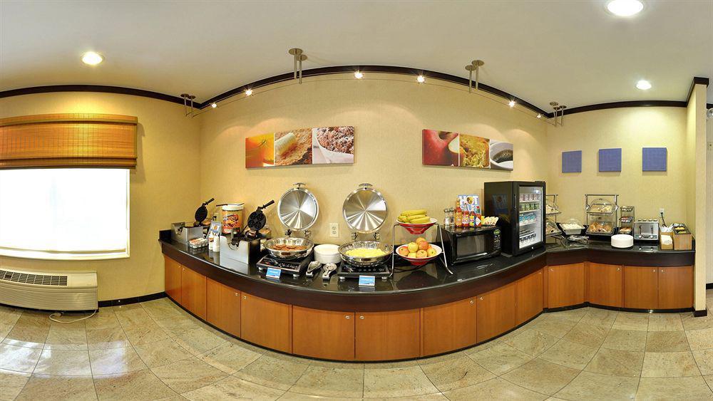 Fairfield Inn And Suites By Marriott Potomac Mills Woodbridge Zewnętrze zdjęcie