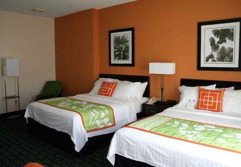 Fairfield Inn And Suites By Marriott Potomac Mills Woodbridge Zewnętrze zdjęcie